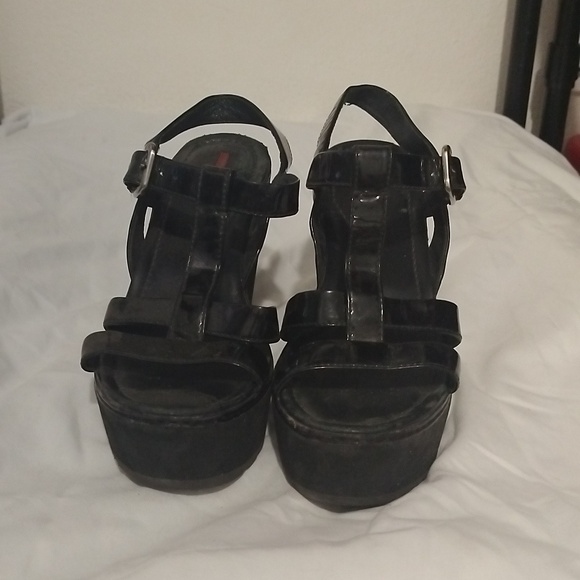 Prada Black Caged Patent Wedges. Sz 38.5 - Picture 3 of 10